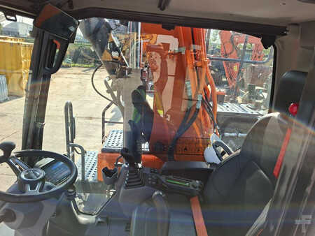 Doosan DX 160 W-7 (EX Demo)