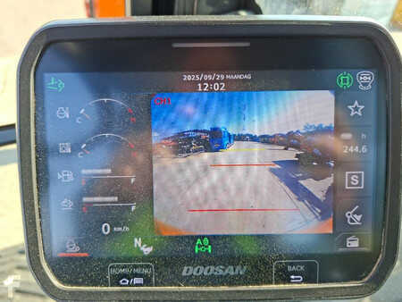 Doosan DX 160 W-7 (EX Demo)