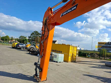 Rupsgraafmachines 2023 DEVELON DX 225 LC-7 (15)