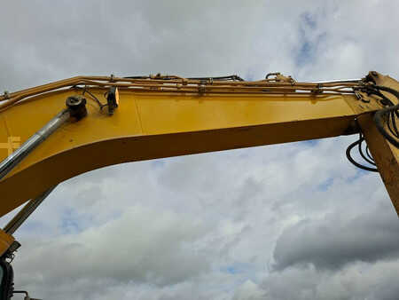 Rupsgraafmachines 2021 Komatsu HB 215 LC-3 (17)