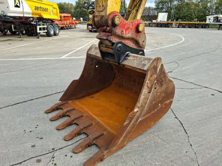 Rupsgraafmachines 2021 Komatsu HB 215 LC-3 (19)