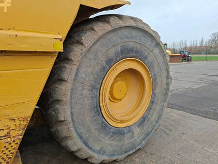 Skrabere 1987 Caterpillar 631E II (3 pieces available) (24)