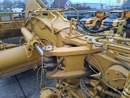 Skrabere 1990 Caterpillar 631 E II ( 3 pcs available) (17)