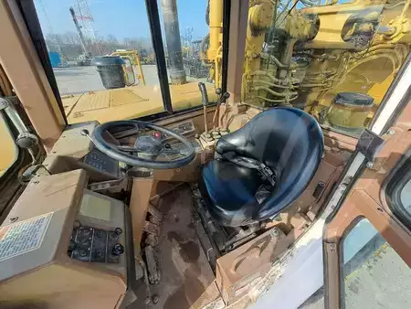 Trailed Scrapers 1990 Caterpillar 631E (3 units available) (11)