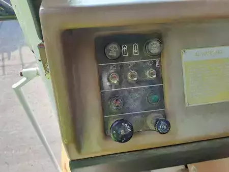 Trailed Scrapers 1990 Caterpillar 631E (3 units available) (13)