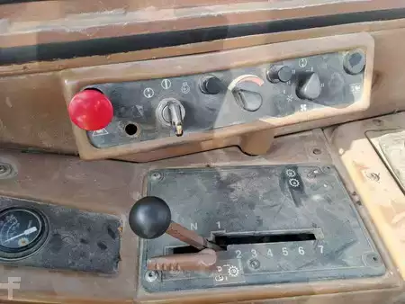 Trailed Scrapers 1990 Caterpillar 631E (3 units available) (15)