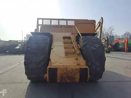 Trailed Scrapers 1990 Caterpillar 631E (3 units available) (4)