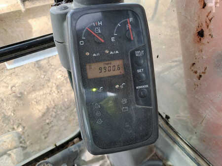 Korečková rýpadla 2007 Hitachi ZX135US (23)