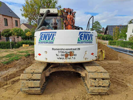 Korečková rýpadla 2007 Hitachi ZX135US (3)