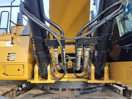 Kettenbagger 2019 Caterpillar 374FL (10)