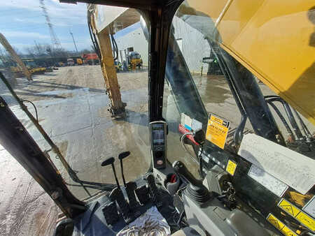 Kettenbagger 2019 Caterpillar 374FL (23)