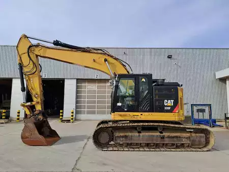 Kedjegraver 2016 Caterpillar 335FLCR (1)