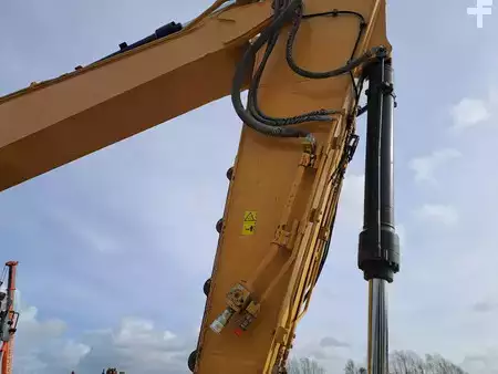 Kedjegraver 2016 Caterpillar 335FLCR (9)