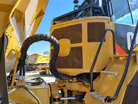 Dumper Articolati 2016 Caterpillar 725C2 (16)