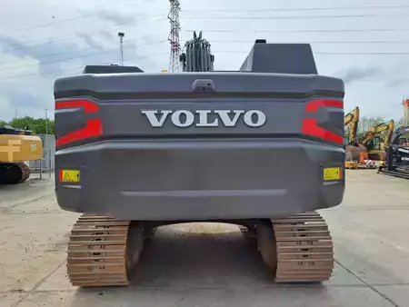 Escavatori cingolati 2022 Volvo EC 350 EL (3)
