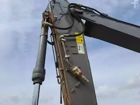 Escavatori cingolati 2022 Volvo EC 350 EL (8)