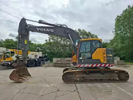 Bæltegraver 2017 Volvo ECR 235 EL (+3 buckets) (1)