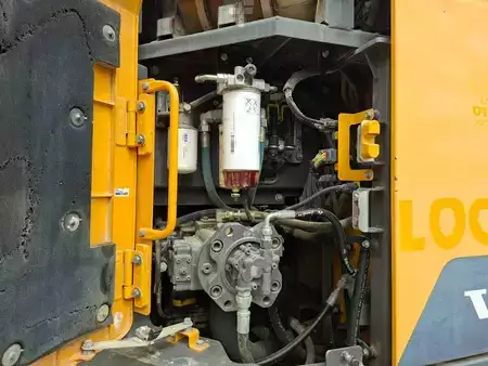 Bæltegraver 2017 Volvo ECR 235 EL (+3 buckets) (15)