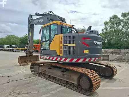 Bæltegraver 2017 Volvo ECR 235 EL (+3 buckets) (6)