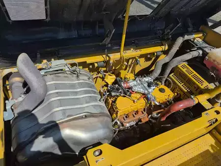 Rupsgraafmachines 2019 Caterpillar 326 FL (12)