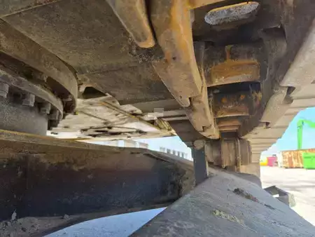 Rupsgraafmachines 2019 Caterpillar 326 FL (19)