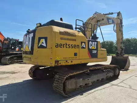 Rupsgraafmachines 2019 Caterpillar 326 FL (5)