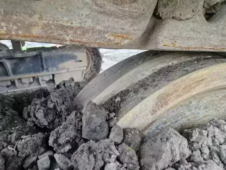 Lánctalpas kotrógép 2024 Caterpillar 395 (23)