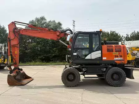 Escavatori gommati 2018 Hitachi ZX140W-6 (3 Pieces available) (1)