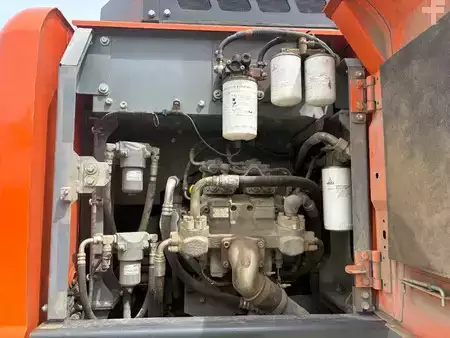 Escavatori gommati 2018 Hitachi ZX140W-6 (3 Pieces available) (12)