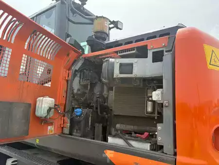 Escavatori gommati 2018 Hitachi ZX140W-6 (3 Pieces available) (14)