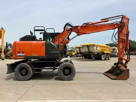 Escavatori gommati 2018 Hitachi ZX140W-6 (3 Pieces available) (4)