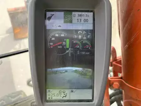 Escavatori gommati 2018 Hitachi ZX140W-6 (3 Pieces available) (9)