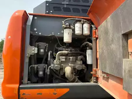 Escavatori gommati 2018 Hitachi ZX140W-6 (3 Pieces available) (12)