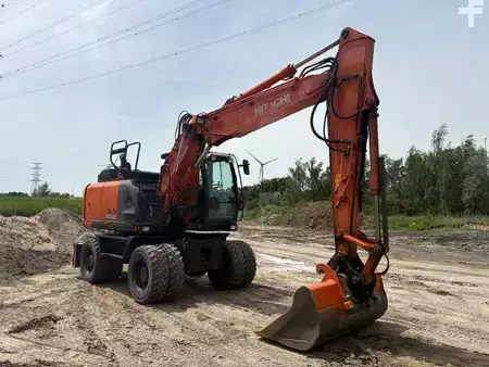 Escavatori gommati 2018 Hitachi ZX140W-6 (3 Pieces available) (3)