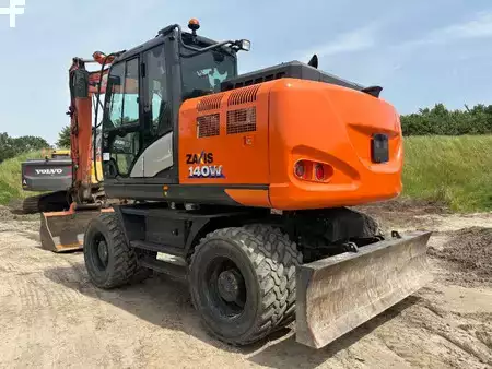 Escavatori gommati 2018 Hitachi ZX140W-6 (3 Pieces available) (6)