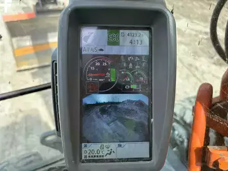 Escavatori gommati 2018 Hitachi ZX140W-6 (3 Pieces available) (9)