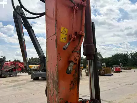 Escavatori gommati 2018 Hitachi ZX140W-6 (3 Pieces available) (17)