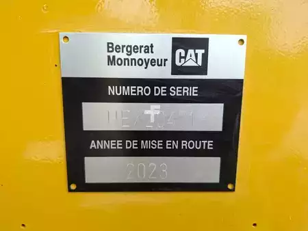 Korečková rýpadla 2020 Caterpillar 320 (9)