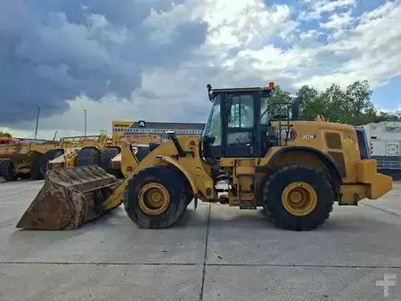 Колісні навантажувачі 2020 Caterpillar 962M (1)