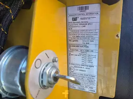 Chargeuse sur pneus 2023 Caterpillar 906 (10)