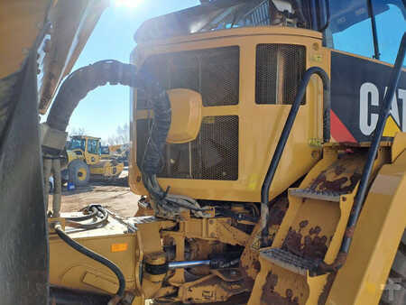 Articulated Dump Trucks 2017 Caterpillar 725C2 (14)
