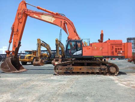 Kettenbagger 2018 Hitachi ZX870-5G (MediumReach 14m - Abu Dhabi ) (1)