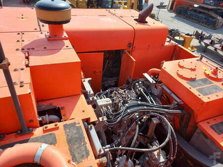 Beltegraver 2019 Hitachi ZX870-5G LR 21m (Abu Dhabi) (18)