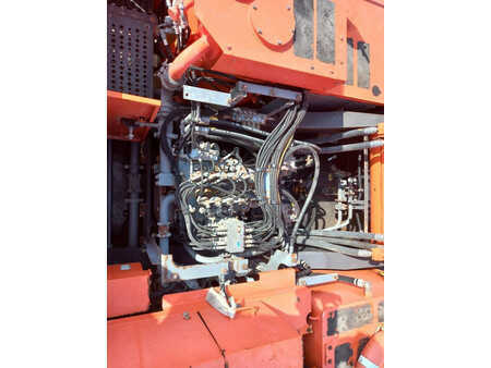 Beltegraver 2019 Hitachi ZX870-5G LR 21m (Abu Dhabi) (21)