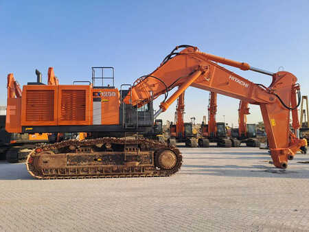 Kettenbagger 2019 Hitachi EX1200-6 ME (New Boom + Stick) (Abu Dhabi) (5)