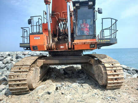Korečková rýpadla 2019 Hitachi EX1200-6 28m ( Abu Dhabi ) (5)