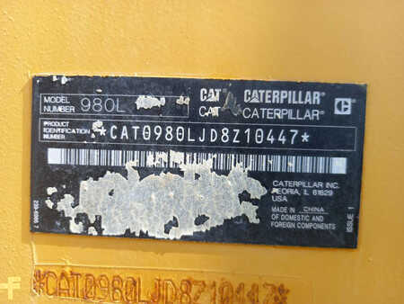 Kolové nakladače 2017 Caterpillar 980L (Abu Dhabi) (12)