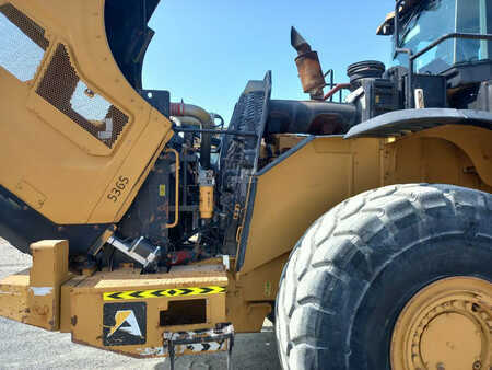 Kolové nakladače 2017 Caterpillar 980L (Abu Dhabi) (17)