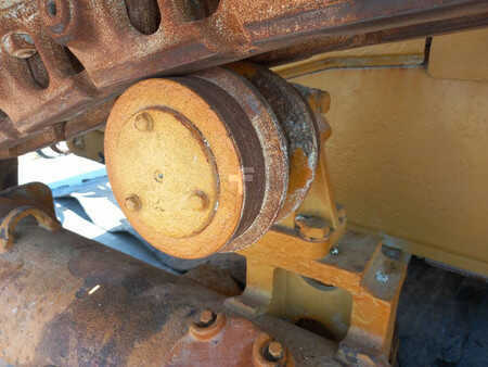 Bulldozers 2008 Caterpillar D6T LGP (Abu Dhabi) (12)