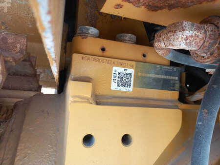 Bulldozers 2008 Caterpillar D6T LGP (Abu Dhabi) (18)